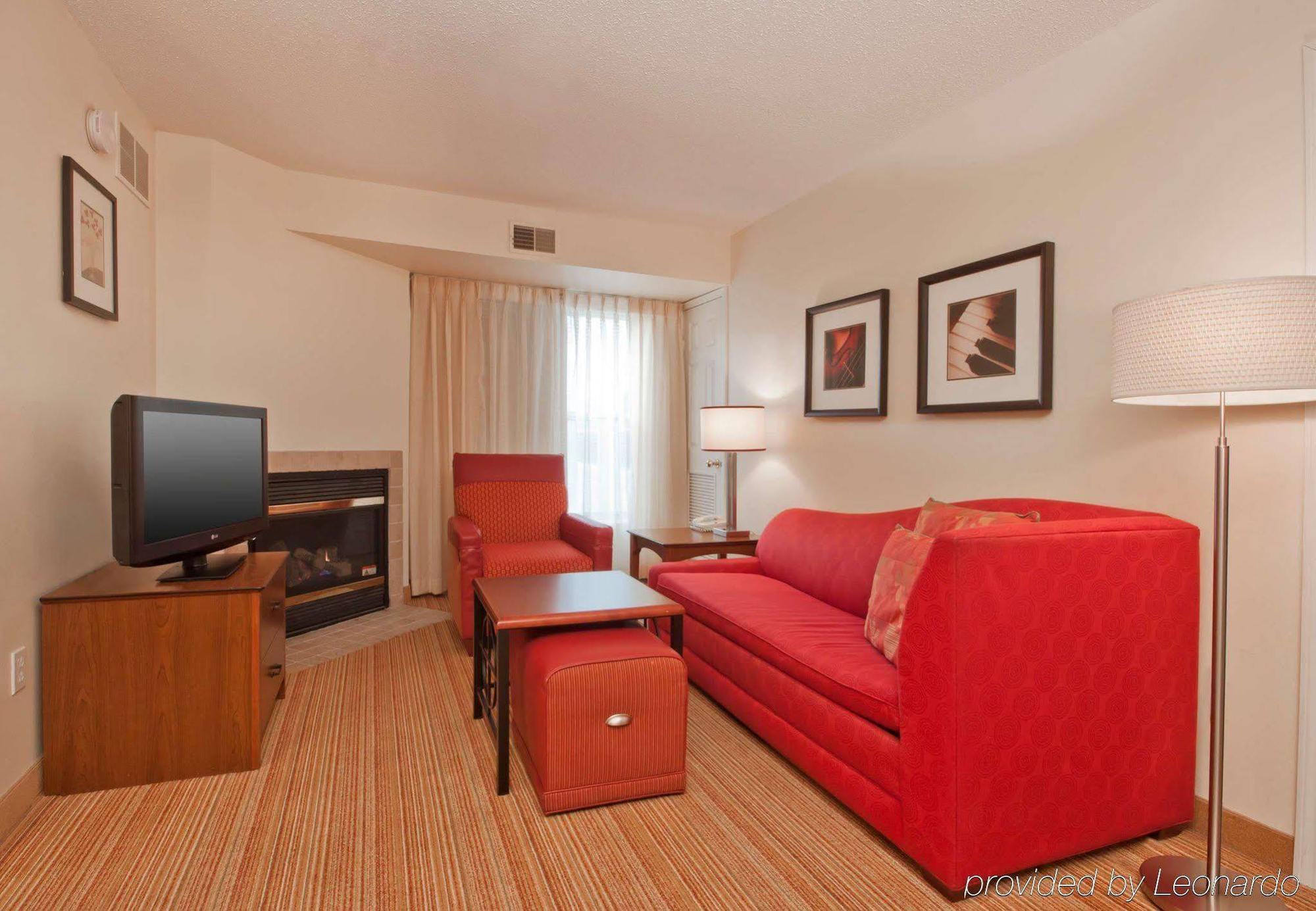 Residence Inn By Marriott Buffalo Galleria Mall Чиктовага Экстерьер фото