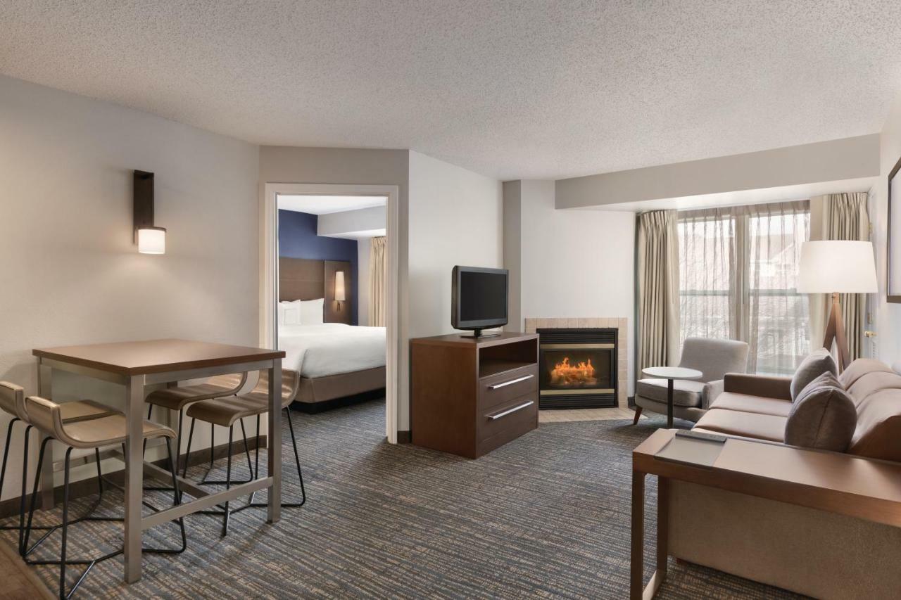 Residence Inn By Marriott Buffalo Galleria Mall Чиктовага Экстерьер фото
